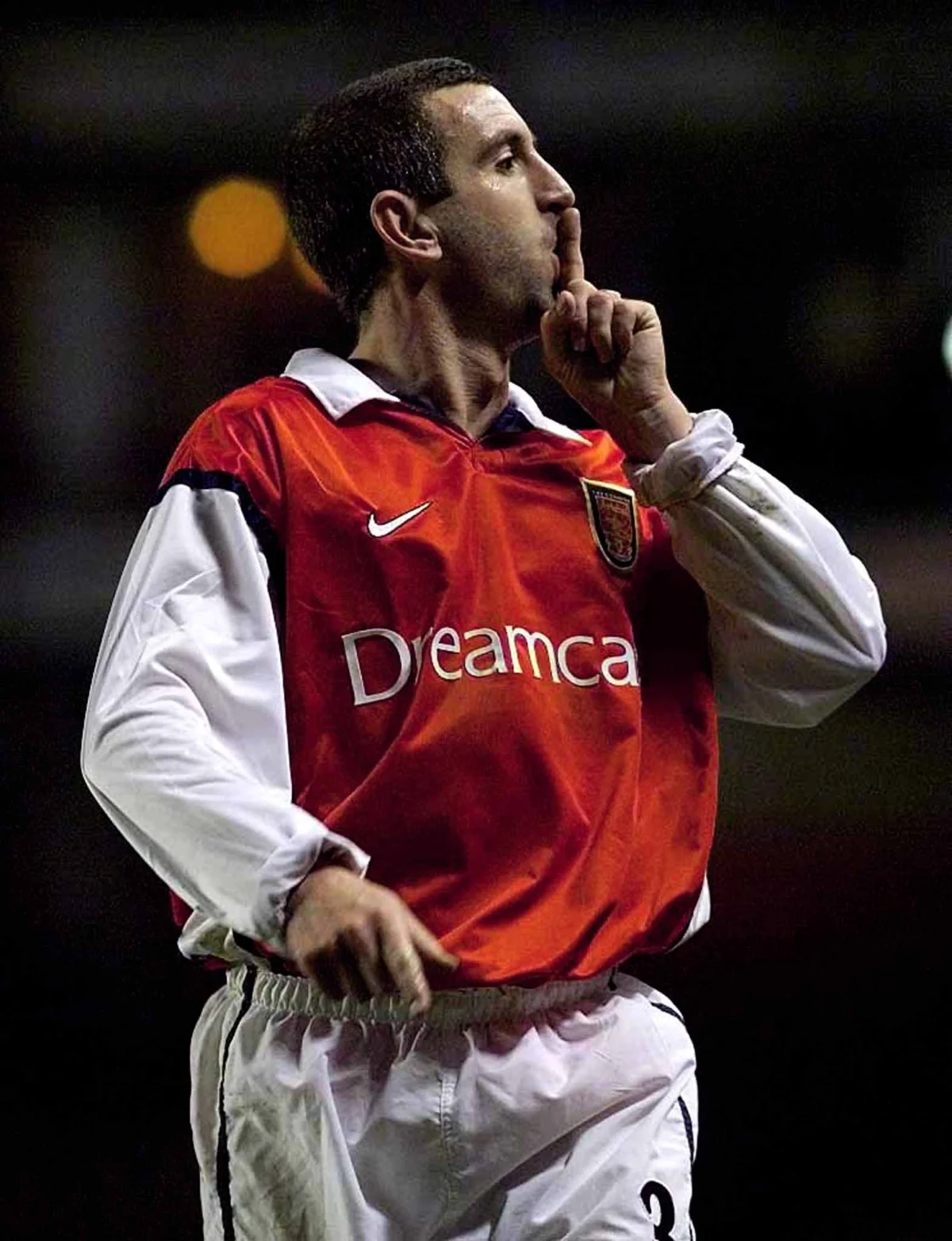 ARSENAL'S NIGEL WINTERBURN CELEBRATES SCORING AGAINST NANTES IN UEFA CUP...ARN04D:SPORT-SOCCER:LONDON,ENGLAND,25NOV99 - Arsenal's Nigel Winterburn celebrates scoring against F.C. Nantes at Highbury during their third round first leg UEFA cup match. Arsenal won the match 3-0. ih/Photo by Ian Hodgson REUTERS...S...SOC SPO